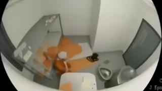 有片-美司法部誤發-愛潑斯坦獄中自殺-偽造影片-惹轟動後火速刪除