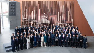 立法會秘書處-若明日限期前多於一人參選立會主席---則下周四舉行特別論壇及選舉