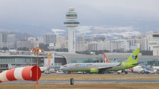 南韓真航空客機濟州起飛前冒煙-全機122人安全疏散
