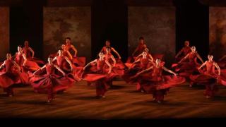 香港舞蹈團原創選粹-跡-三月上演-以身體書寫四十五載藝術軌跡