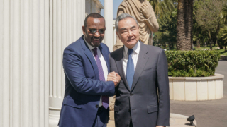 埃塞俄比亞總理會見王毅-中方盼埃塞為中企投資興業提供良好環境