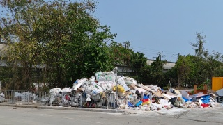 環保署取締屯門亦園路非法棄置廢物黑點-提出逾50宗檢控