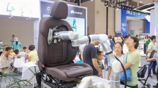 海關總署-2025年中國人工智能產品貿易呈蓬勃態勢-智能機器人出口增速逾6成