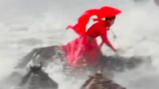 官方證實賀嬌龍意外墜馬搶救無效離世-此前曾多次墜馬