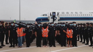 中央政法委-2025年打擊電詐犯罪取得重大戰果-5-7萬名犯罪分子移交回國