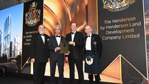 The-Henderson獲國際房地產大獎三項殊榮-首個獲World-s-Best-Property香港項目