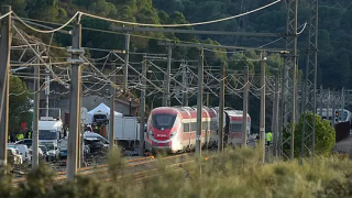 西班牙東北部再發生兩宗列車脫軌事故-致1死約20傷