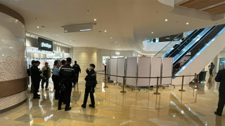 太古廣場男子碌落扶手電梯-觸發骨牌效應釀四傷