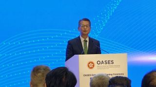 陳茂波-今年港資本市場審慎樂觀-未來拓展黃金交易