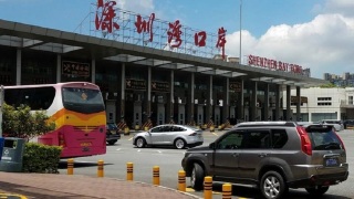 許正宇-經過慎重考慮後-現階段不向離境私家車收取邊境建設費