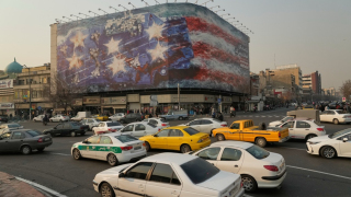 伊朗局勢-歐盟將革命衛隊列-恐怖組織--伊將在霍爾木茲海峽演習