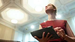 妍習共享-馬年丙火映智慧-當女性領導力照亮AI共存的未來