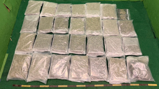 海關機場檢獲14公斤懷疑大麻花-34歲泰國來港旅客被捕