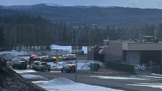 加拿大卑詩省高中發生槍擊案-至少10死多人受傷