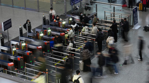 農曆新年｜初二全社會跨區域人員流動量預計超3.2億人次