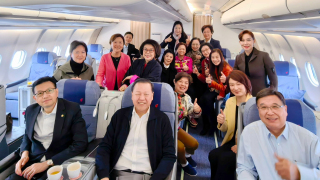 全國兩會-港區代表委員啟程赴京-李慧琼-積極融入國家發展大局