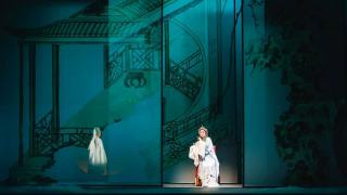 一夢嵌套重塑經典-北崑宮廷風格-遊園-驚夢-四月華麗登港