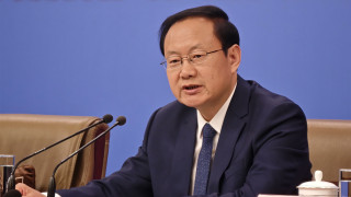 全國兩會-文旅部-春節假期國內出遊人次與花費均創新高