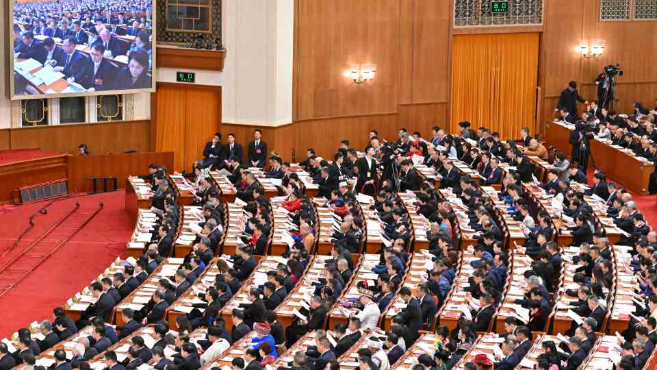 全國兩會-最高法-審結電詐犯罪4-1萬件8-5萬人-域外侵害中國公民犯罪依法必懲