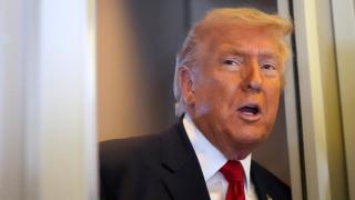 伊朗局勢-特朗普稱擬在-適當時機-結束對伊軍事行動-將與以總理共同決定