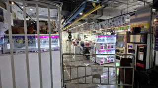 旺角格仔舖突結業疑走數-負責人攜遊戲卡落馬洲離境被捕