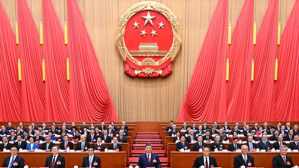 全國兩會｜十四屆全國人大四次會議舉行閉幕會　表決通過「十五五」規劃綱要等各項決議和法律