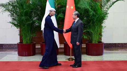 伊朗局勢｜王毅晤阿聯酋總統特使　稱中方將繼續為停火止戰奔走斡旋