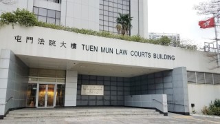 屯門法院劫案疑犯圖越押-遭懲教員噴椒制服