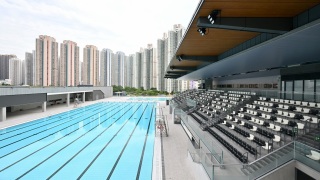 康文署轄下44個泳館今起開放-每星期將安排一次大清潔