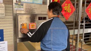 有片-房屋署引入非接觸智慧門禁-何永賢-研更多屋邨改裝新系統