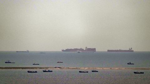 伊朗局勢-800艘運輸船被困波斯灣-船東心急如焚了解停火細節