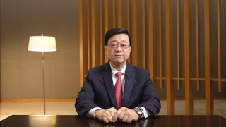 李家超冀法律界主動積極配合-十五五-規劃-向世界展示香港優勢