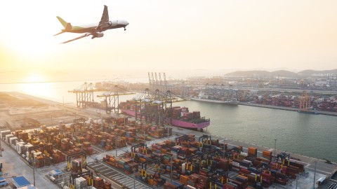 寰宇前瞻-全球經濟由-關稅時代-邁向-規則時代--制度競合重塑新秩序