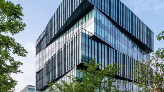 從-活下去-到-站起來--旭輝以債務重組與交付實績重塑民企生存樣本