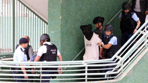 灣仔東亞銀行3.5萬元劫案　51歲美籍疑犯提堂還押候訊