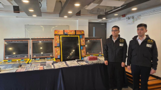 警方打擊北角經營非法賭檔黑社會團夥---拘18人年紀最少僅14歲