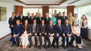 李家超與歐盟駐港代表午餐-指香港和歐盟在維護多邊主義有強烈共識