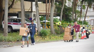 宏福苑五級火-有居民稱已拿走值錢物品不會再返回單位-表示滿意當局安排