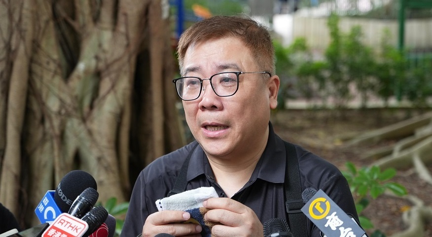 有片-宏福苑五級火-居民自備外骨骼助上樓-感謝特區政府從善如流