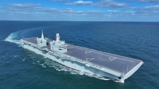 國產兩棲攻擊艦四川艦赴南海開展科研試驗和訓練任務-不針對特定目標