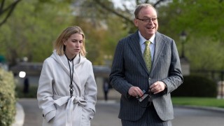 哈塞特-若下月未能確認沃什提名-支持鮑威爾任臨時主席