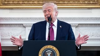 耐人尋味-特朗普宣布停火前-油市再現神準巨額沽盤-戰爭爆發後第四次