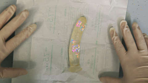 深圳14歲男孩將假陽具塞入肛門幸及時就醫取出-醫生籲家長正確引導