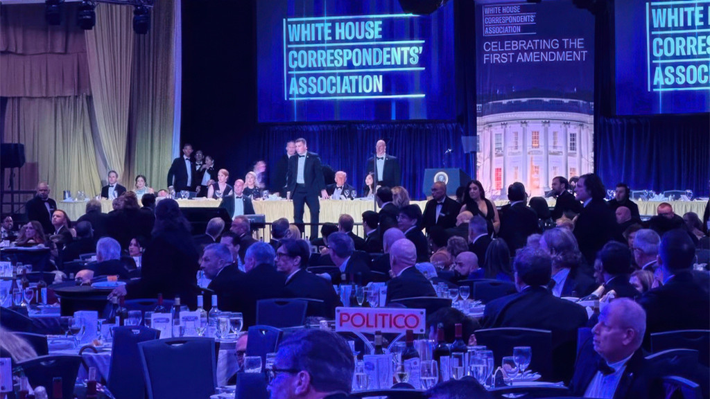 有片｜白宮記者晚宴傳槍聲　特朗普緊急撤離現場