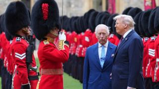 白宮記者晚宴槍擊事件後-英王查理斯三世按原計劃訪美