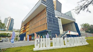 49歲珠海學院財務總監涉盜竊被捕-疑-穿櫃桶底-轉走77萬元