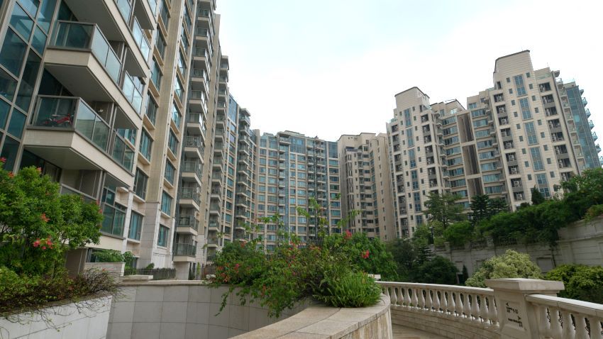 名人入市-南旋集團王庭聰家族-6000萬入市逸瓏灣相連戶