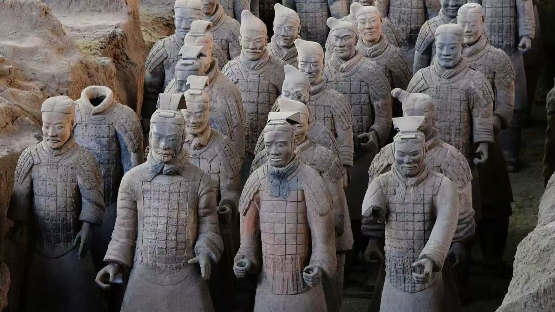 文化漫談-帝王史觀下--被神話的統治者-與被馴化的百姓