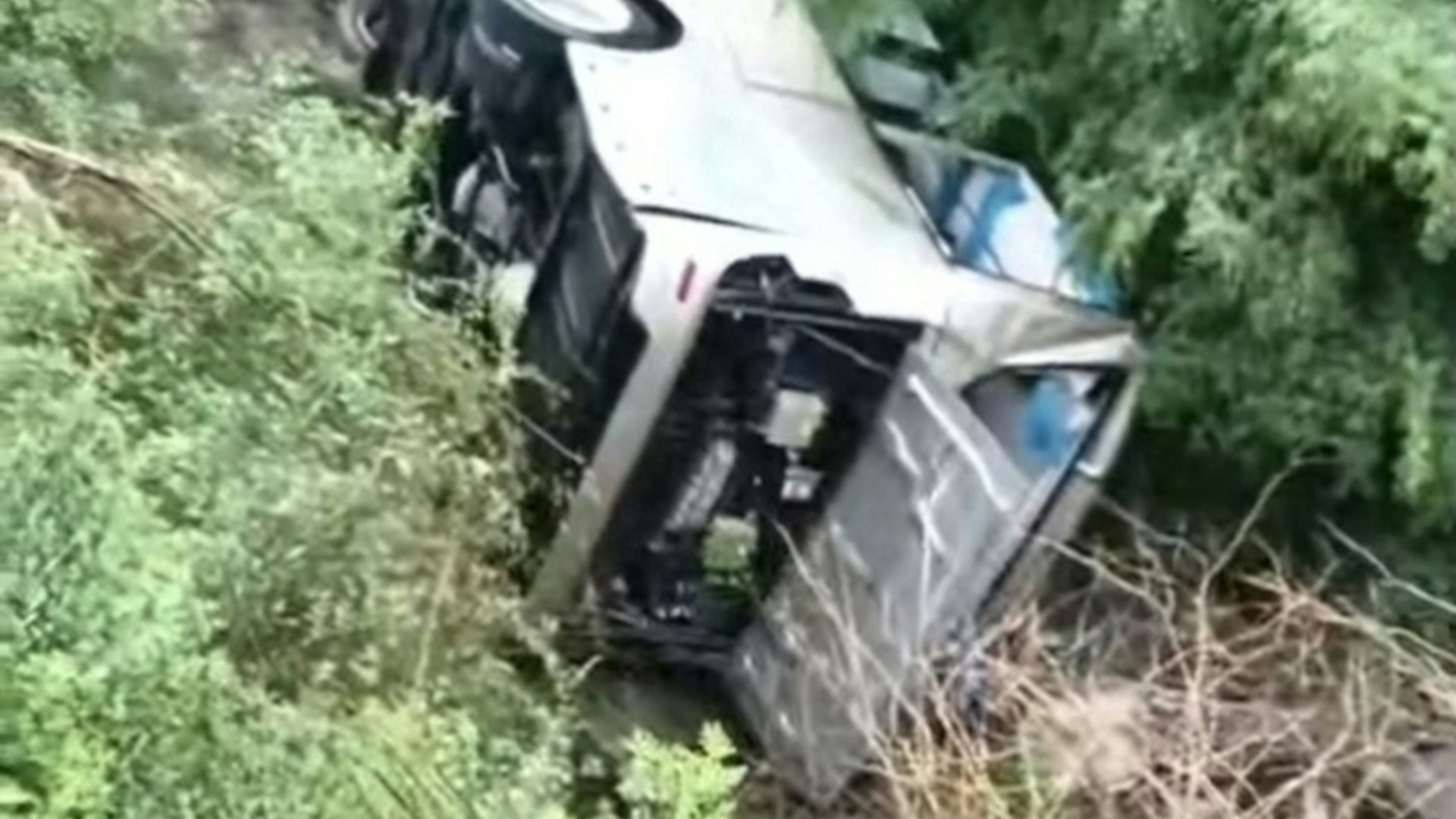 山西左權縣載學生巴士側翻-造成2人遇難