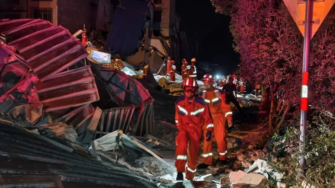 廣西柳州發生5-2級地震致3人失聯-當地啟動地震-級應急響應